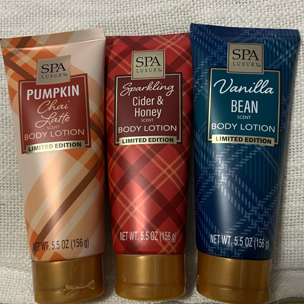 Spa Luxury Limited edition set of 3 body lotion.